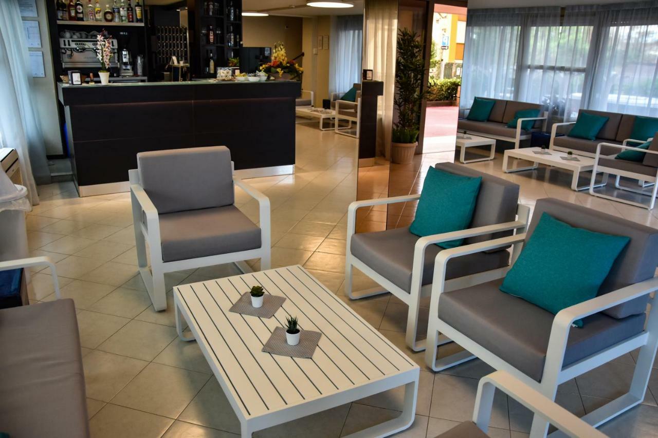 Tyc Hotel Viserbella di Rimini المظهر الخارجي الصورة
